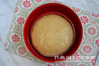 Фото приготовления рецепта: Ржаные пирожки с капустой - шаг 3