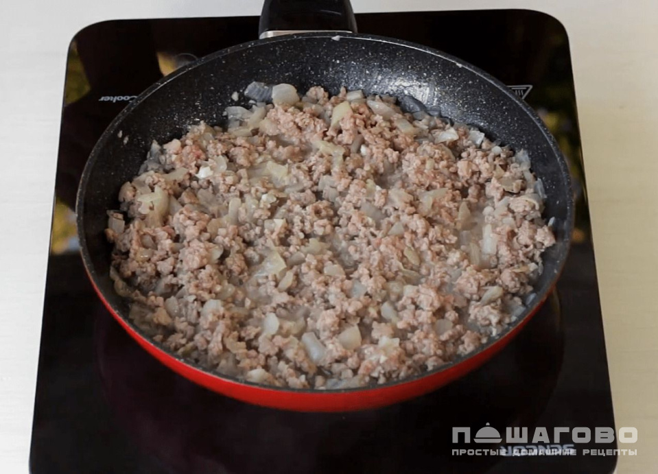 Фото приготовления рецепта: Лазанья из кабачков с фаршем без молока - шаг 2