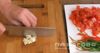 Фото приготовления рецепта: Салат из печеных овощей с фетой - шаг 6