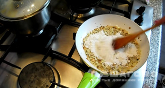 Фото приготовления рецепта: Грибной постный соус - шаг 5