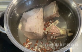 Фото приготовления рецепта: Украинский борщ - шаг 1