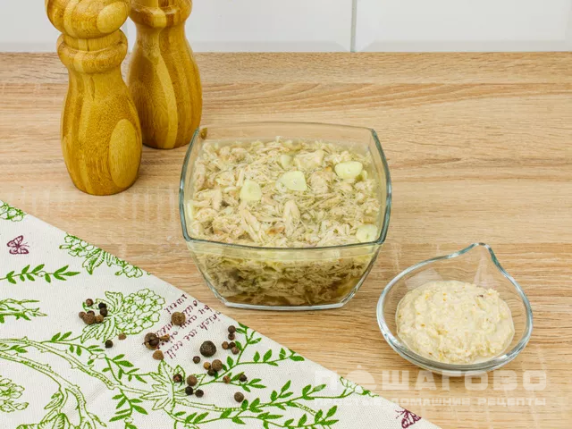 Холодец из куриного бедра