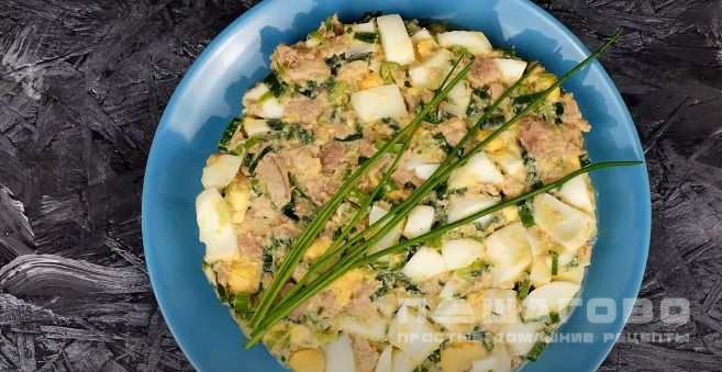 Салат из печени трески и яиц