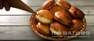 Фото приготовления рецепта: Пончики со сгущенкой - шаг 16