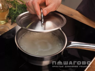 Фото приготовления рецепта: Тефтели в сливках с макаронами - шаг 2