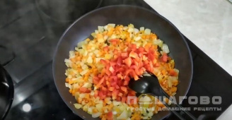 Фото приготовления рецепта: Суп из кабачков с плавленным сыром - шаг 7