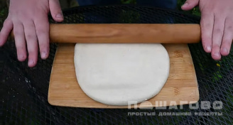 Фото приготовления рецепта: Вкусная домашняя лапша для лагмана - шаг 4