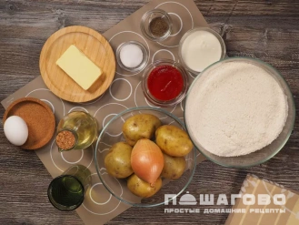 Фото приготовления рецепта: Жареные вареники с картошкой - шаг 1