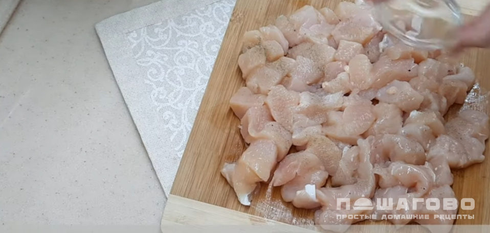 Фото приготовления рецепта: Гречка по-купечески с курицей - шаг 1