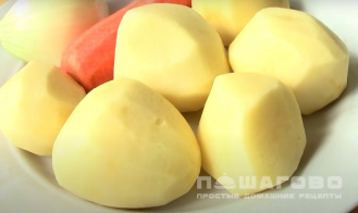 Фото приготовления рецепта: Картофельное рагу - шаг 1