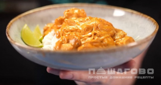Фото приготовления рецепта: Курица с рисом и карри - шаг 10