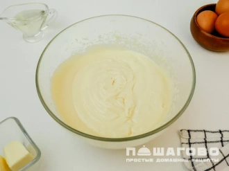 Фото приготовления рецепта: Кекс на сгущенном молоке - шаг 4