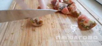 Фото приготовления рецепта: Гуляш из свинины с томатом - шаг 3