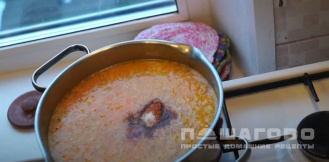 Фото приготовления рецепта: Суп из кильки в томатном соусе - шаг 8