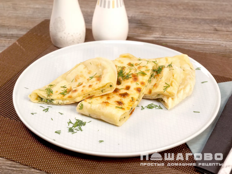 Турецкие лепешки с брынзой