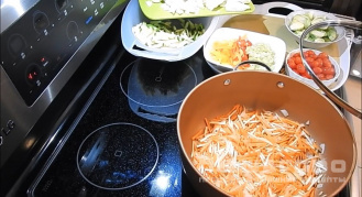 Фото приготовления рецепта: Диетическое овощное рагу - шаг 3