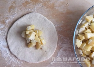 Фото приготовления рецепта: Корейский пирожки пигоди - шаг 4