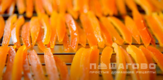Фото приготовления рецепта: Цукаты из апельсиновых корок - шаг 13