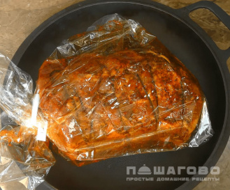 Фото приготовления рецепта: Сочная буженина из свиной шеи - шаг 4