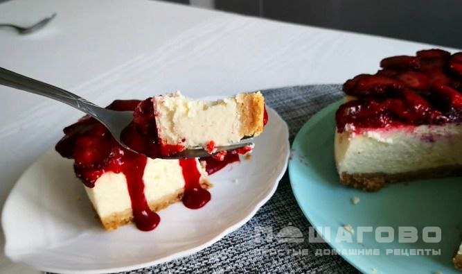Чизкейк с клубникой