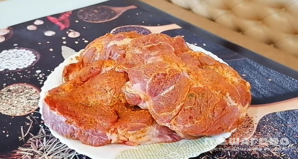 Фото приготовления рецепта: Мясо по-купечески - шаг 1