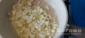 Фото приготовления рецепта: Русское жаркое с говядиной и картошкой - шаг 4