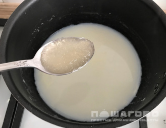 Фото приготовления рецепта: Бланманже молочное - шаг 4