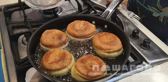 Фото приготовления рецепта: Татарские пончики - шаг 10