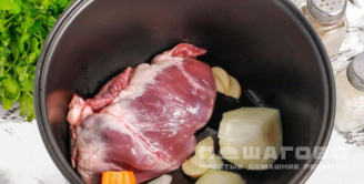 Фото приготовления рецепта: Заливное из свиного сердца - шаг 2