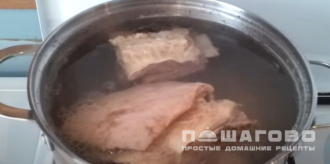 Фото приготовления рецепта: Бульон из говяжьих ребрышек - шаг 4