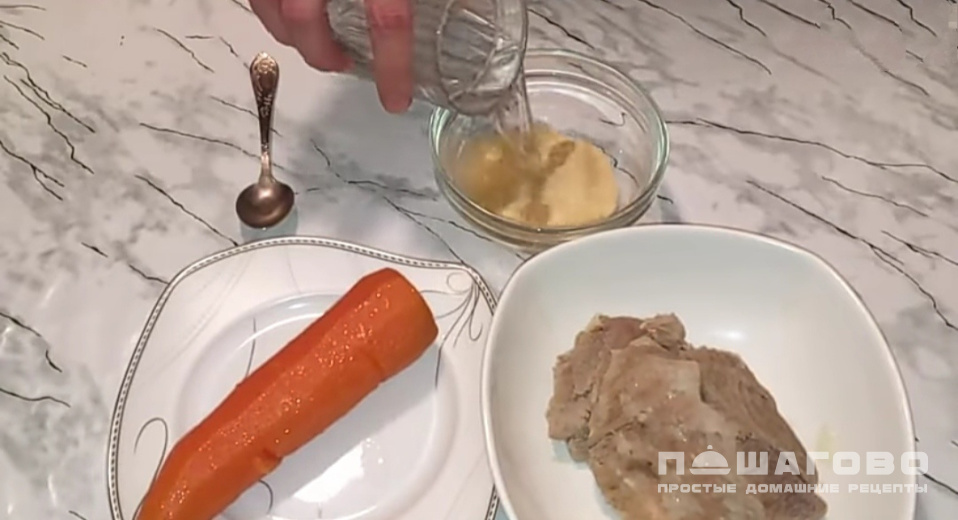 Фото приготовления рецепта: Желе мясное - шаг 3