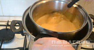Фото приготовления рецепта: Торт Медовик классический - шаг 2