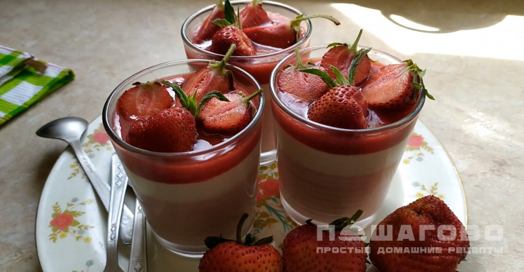 Йогуртовый торт с ягодами или фруктами, рецепт приготовления