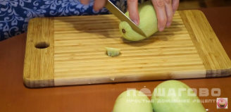 Фото приготовления рецепта: Запеканка из кабачков с фаршем и помидорами - шаг 7