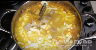 Фото приготовления рецепта: Суп из замороженного щавеля - шаг 3