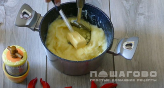 Фото приготовления рецепта: Картофельно-мясная запеканка - шаг 2