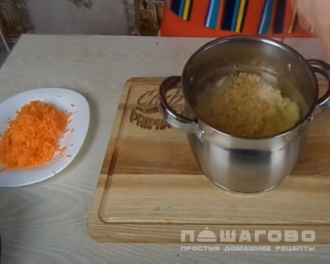 Фото приготовления рецепта: Гороховый суп с фрикадельками - шаг 2