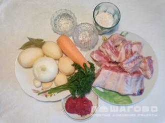 Фото приготовления рецепта: Пикантный суп харчо - шаг 1