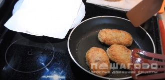 Фото приготовления рецепта: Драники картофельные с фаршем - шаг 7
