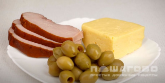 Фото приготовления рецепта: Канапе из мяса и овощей с оливками и маслинами - шаг 13