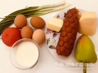 Фото приготовления рецепта: Сытный омлет с овощами - шаг 1