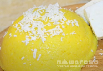Фото приготовления рецепта: Мамалыга по-абхазски - шаг 4