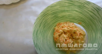 Фото приготовления рецепта: Драники капустные на сковороде - шаг 4