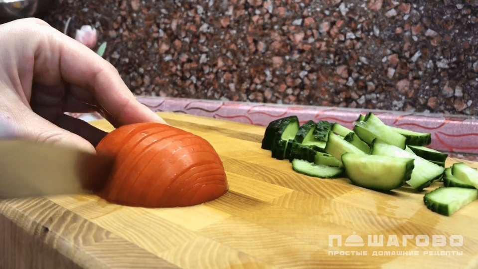 Фото приготовления рецепта: ПП шаурма с курицей в лаваше - шаг 2