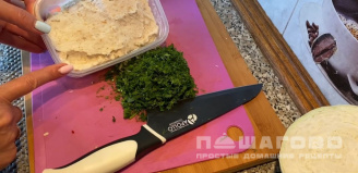 Фото приготовления рецепта: Классический украинский борщ с салом - шаг 6