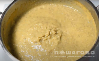 Фото приготовления рецепта: Суп-пюре с шампиньонами и картофелем - шаг 5