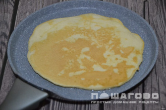 Фото приготовления рецепта: Татарские дрожжевые блины - шаг 9