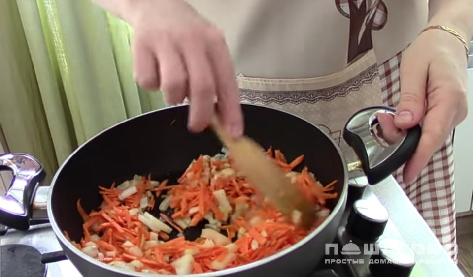 Фото приготовления рецепта: Ленивые голубцы без мяса - шаг 2