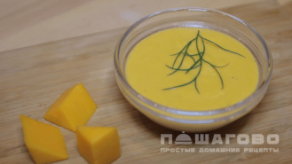 Фото приготовления рецепта: Простой сырный соус - шаг 3