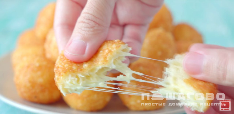 Сырные шарики на сковороде